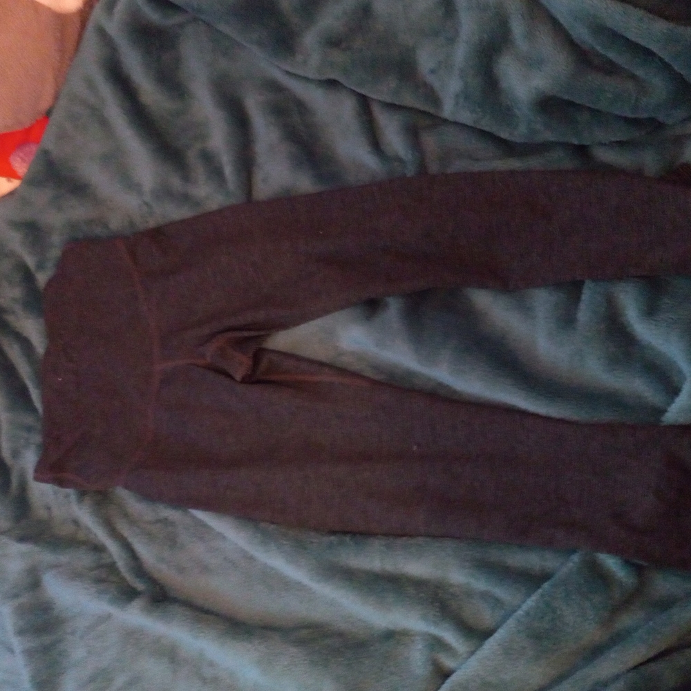 Black with gray striped leggings